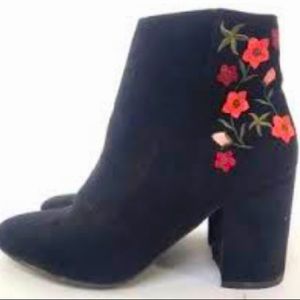 Abound Black And Rust Suede Embroidered Booties Size 8.5 Like New
